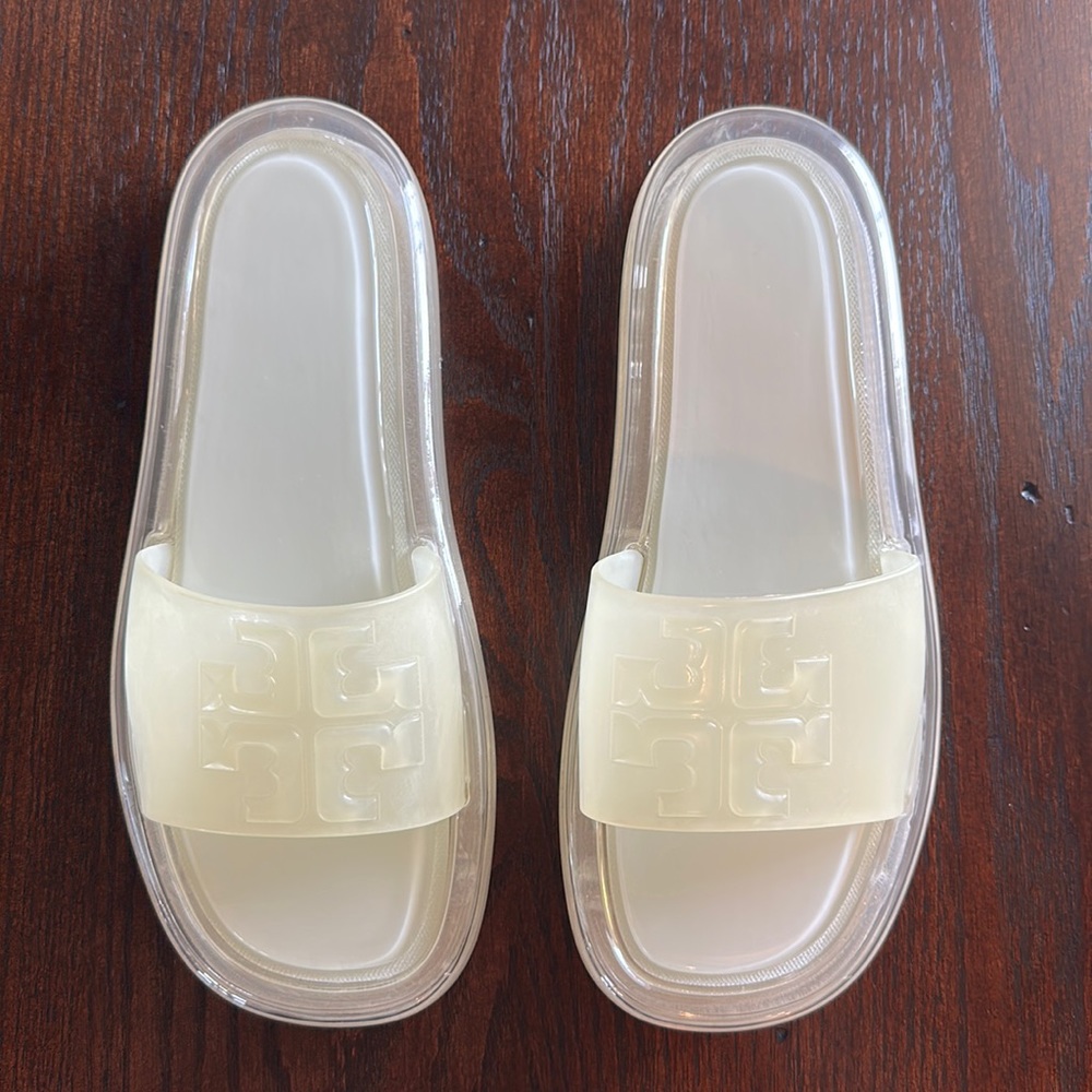 Tory Burch Bubble Jelly, Size 8, New Ivory